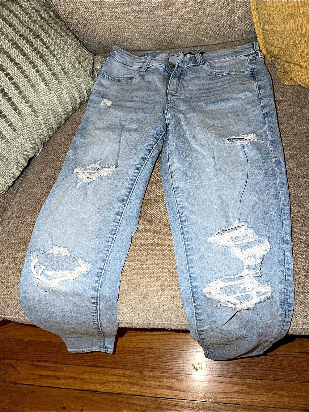 American Eagle Outfitters Distressed Skinny Jeans in Blue
